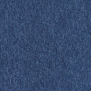 Afbeelding van Quattro 028 Tapijttegel OUTPUT LOOP Kleur 9010 50x50cm Pak à 5m2